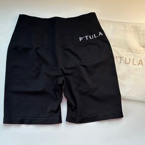 P'tula Women's Seamless Black Bike Shorts M